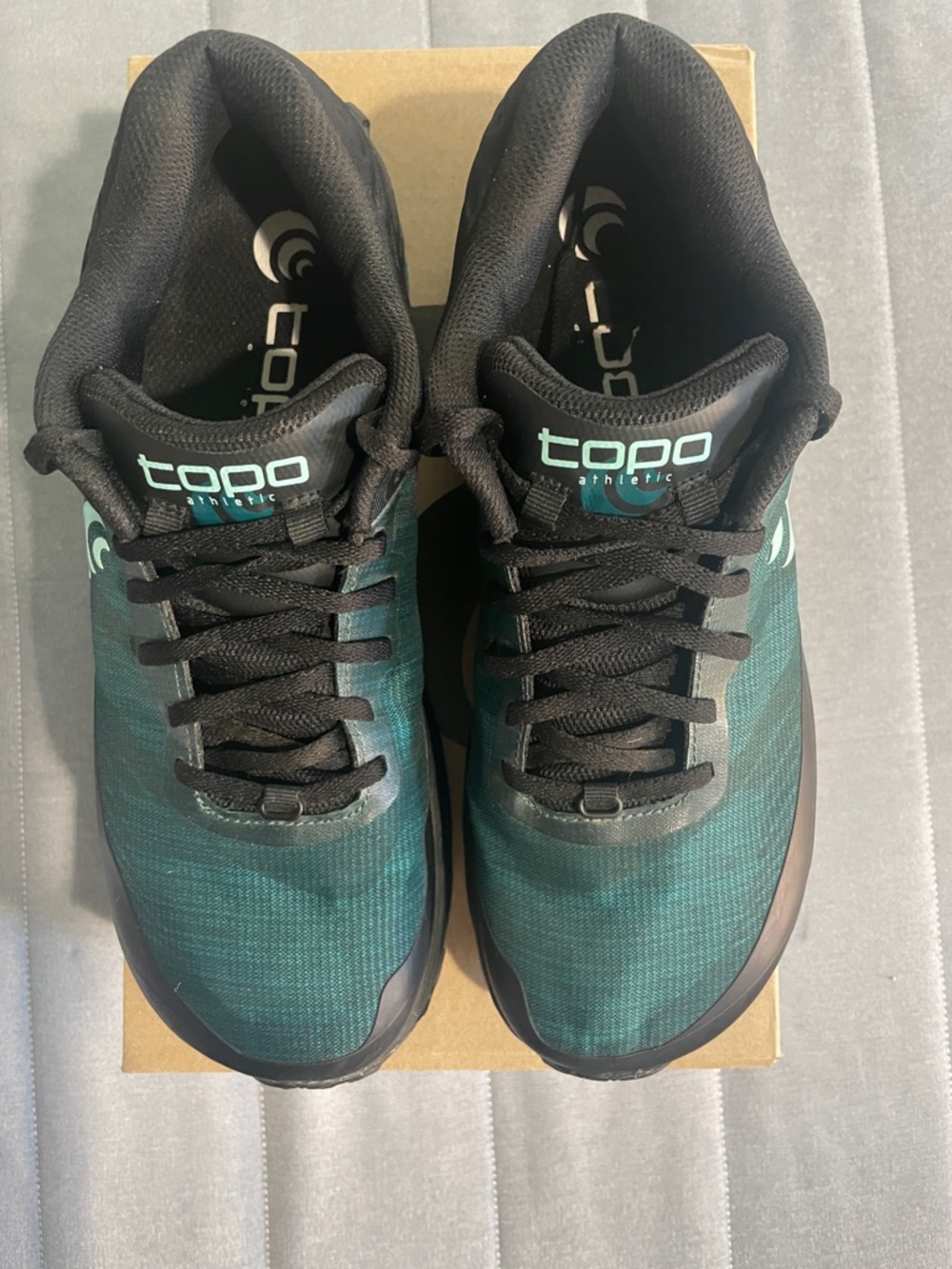 Topo Athletic Women’s Teal and Black Trail Running Shoes - Picture 2 of 6